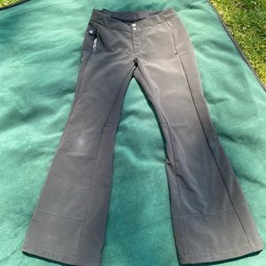 The North Face women’s ski pants, stretchy